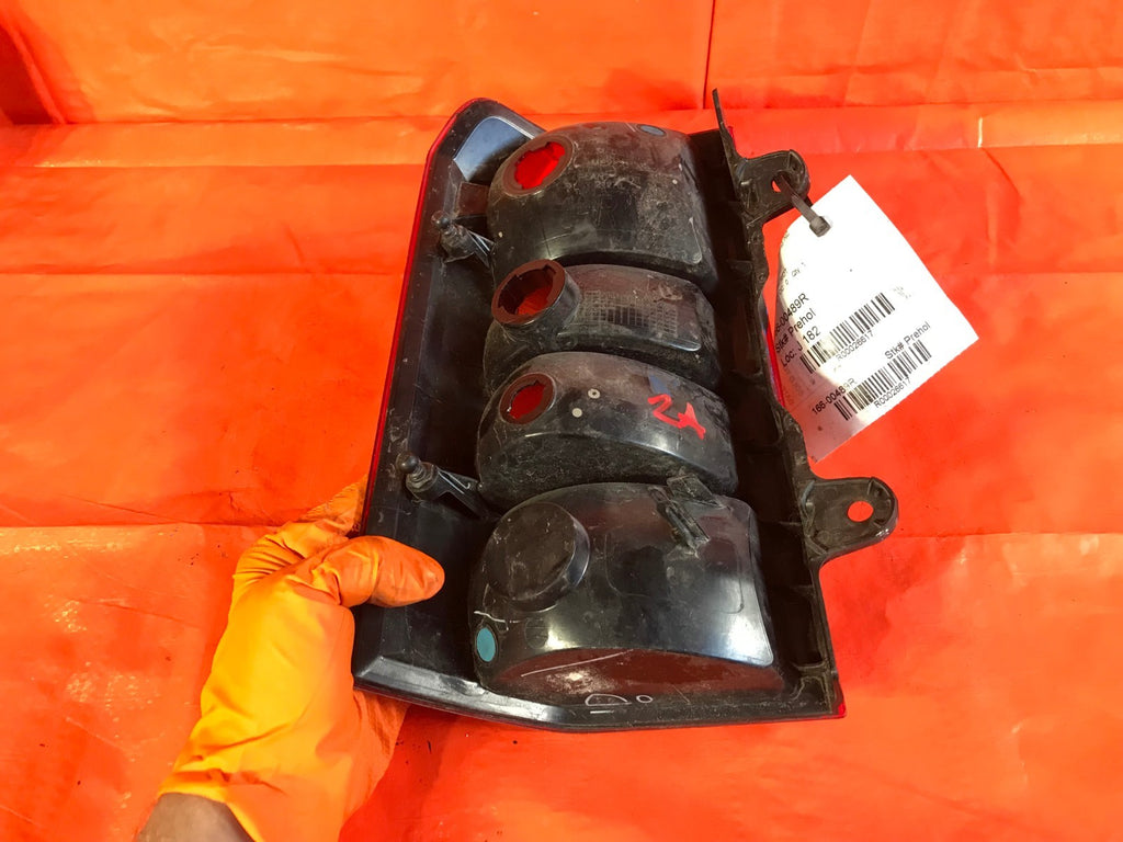 OEM 2007 07 JEEP PATRIOT PASSENGER RIGHT TAIL LIGHT LAMP R RH 5