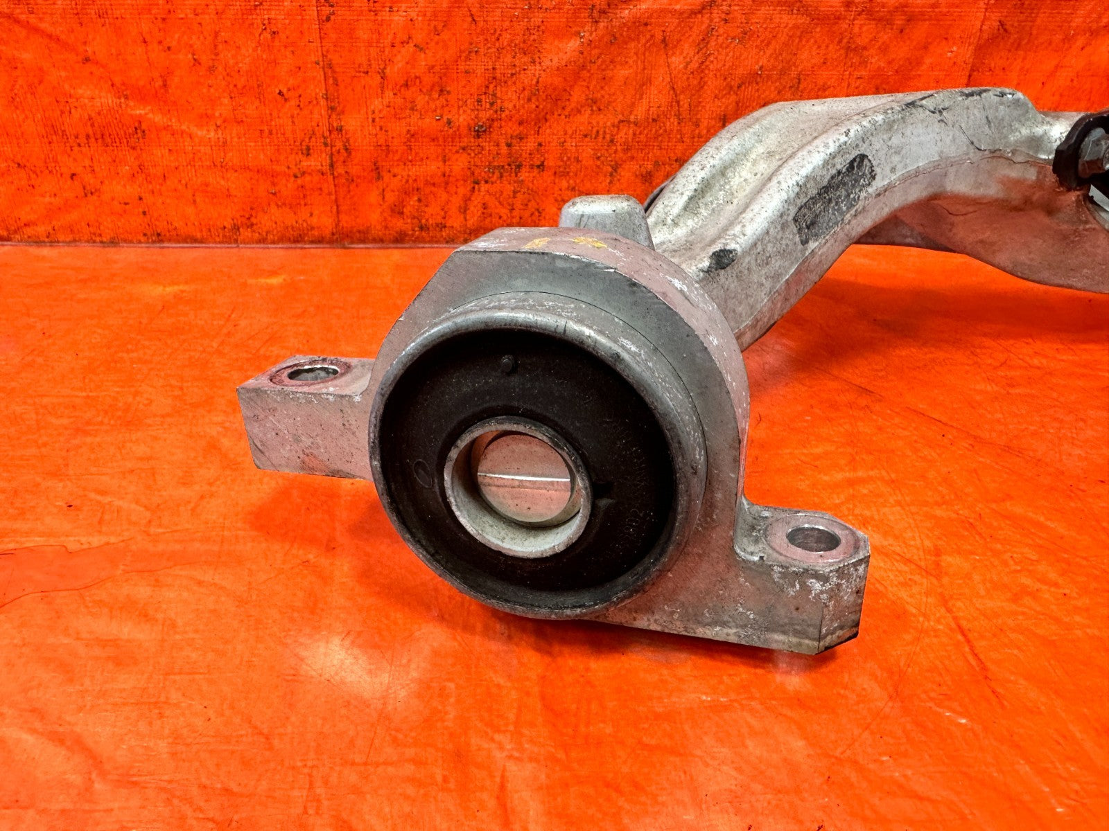 08 15 INFINITI G37 Q60   RWD ONLY   PASSENGER RIGHT FRONT LOWER CONTROL ARM 3286