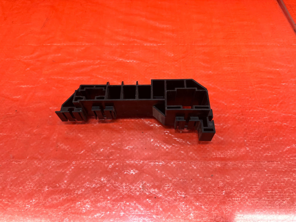 08 15 LANCER EVOLUTION X EVO 10   JUNCTION BLOCK CONNECTOR   OEM FACTORY #2068