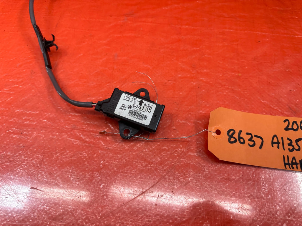 08 15 LANCER EVOLUTION X EVO 10   KEYLESS ENTRY ANTENNA 8637 A135   OEM #2065
