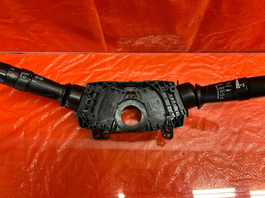 2013 13 HONDA CIVIC SI 2D COUPE   HEADLIGHT AND WIPER COMBINATION SWITCH OEM 1104