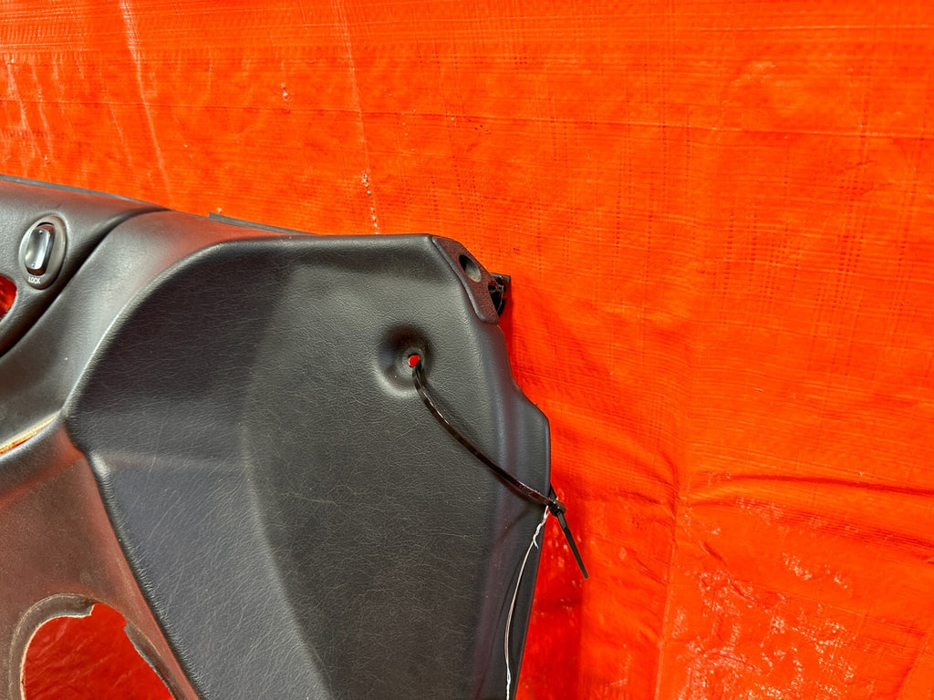 93 97 HONDA DEL SOL   LEFT AND RIGHT DOOR PANELS   ALL BLACK   OEM #2952