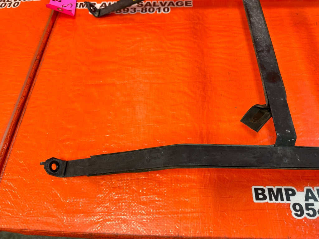 02 05 HONDA CIVIC SI EP3   GAS GASOLINE FUEL TANK MOUNTING STRAPS BAND SET #2587