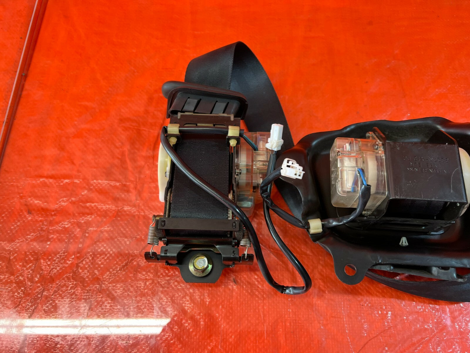 90 93 NISSAN 300ZX   NON TURBO & 2 SEATER ONLY   SEAT SAFETY BELT   RIGHT SIDE 9