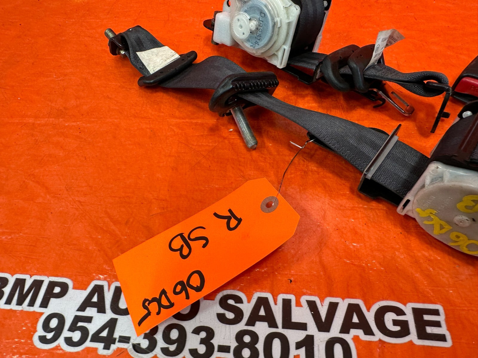 02 06 ACURA RSX TYPE S & BASE   REAR SEAT BELT SET LEFT RIGHT BLACK OEM #06DC55
