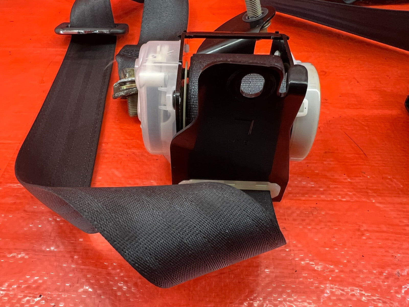 04 08 ACURA TSX   REAR SEAT BELT SET   LEFT & RIGHT SEAT BELTS   BLACK OEM #20915