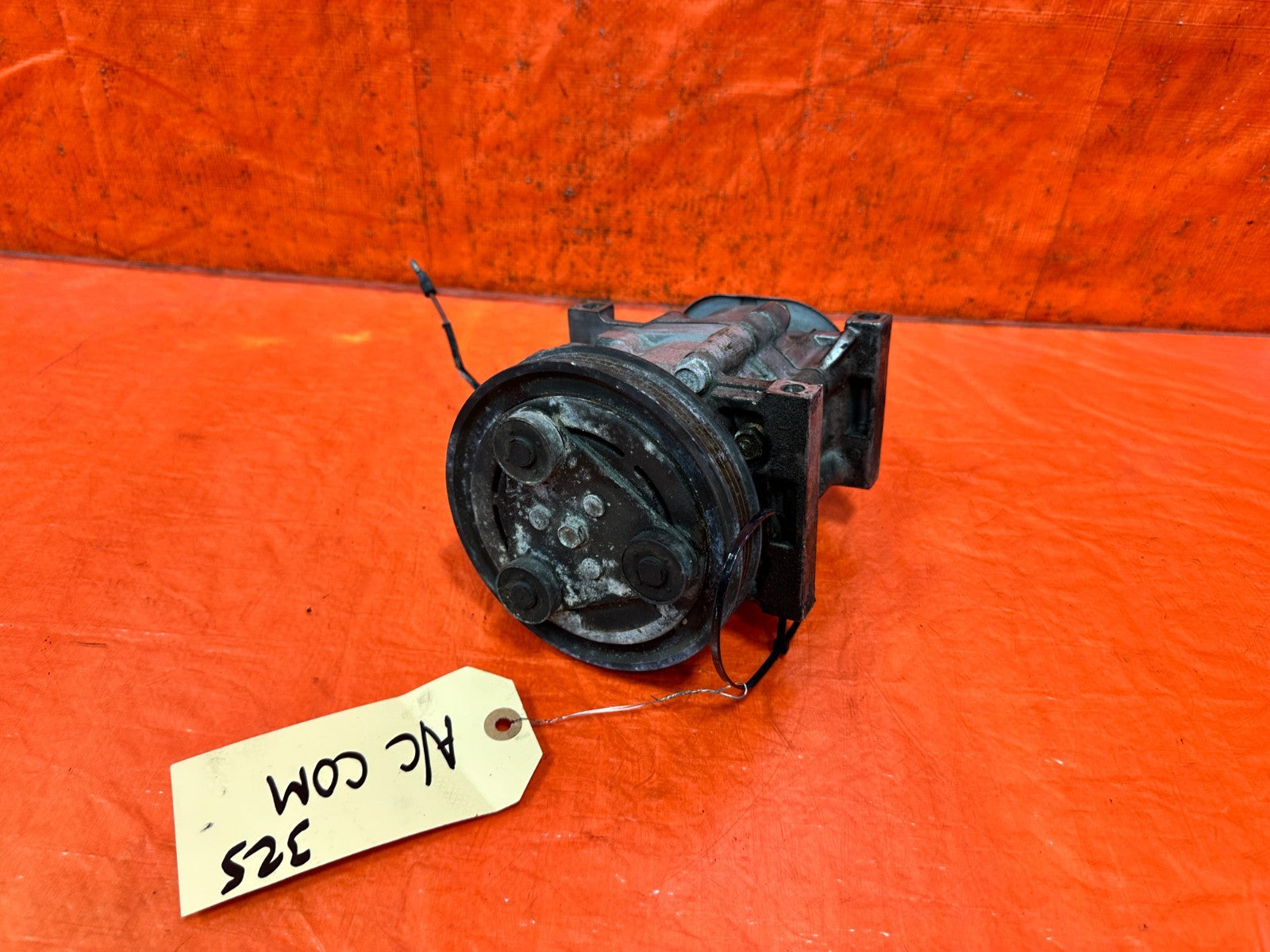 90 91 HONDA CIVIC HATCH   D15B2 SOHC HVAC AIR CONDITIONG AC COMPRESSOR PUMP 3257