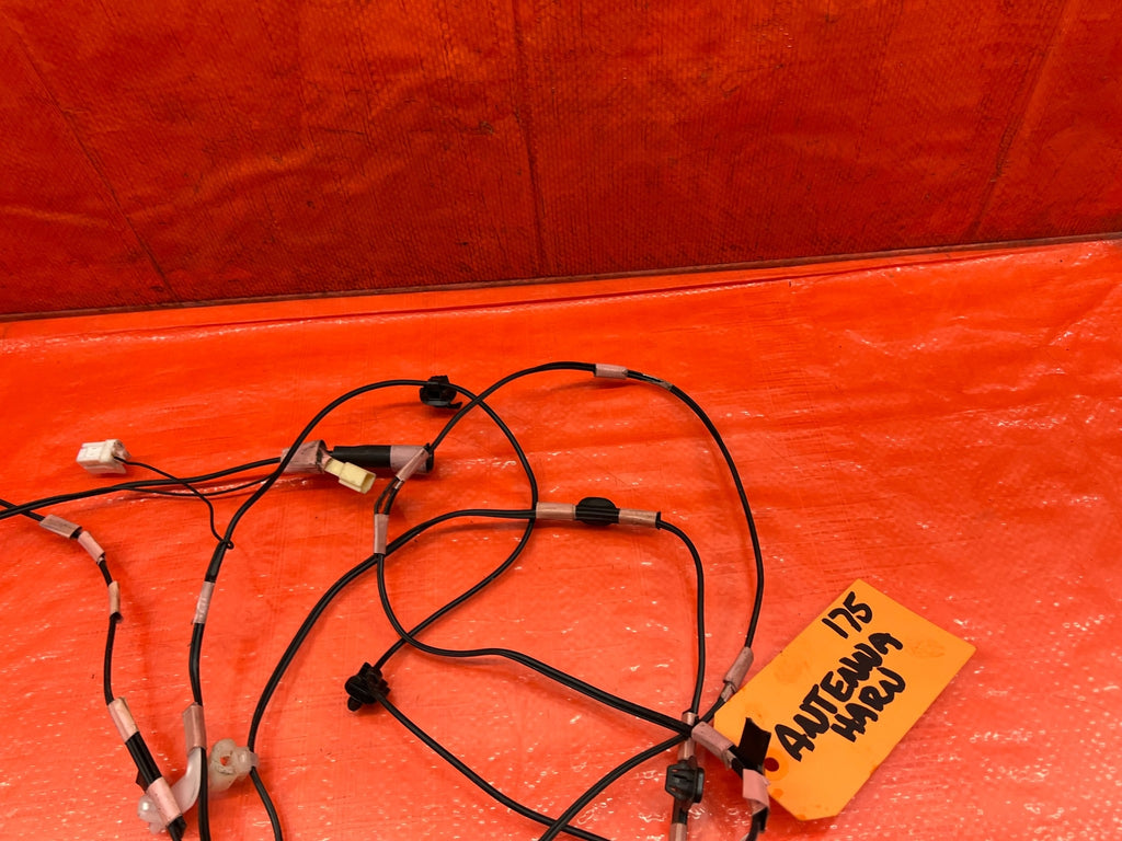 08 15 LANCER EVOLUTION X EVO 10 GSR   ANTENNA HARNESS NON NAVIGATION MODELS #1755