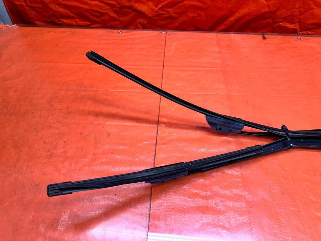 04 08 ACURA TSX FRONT WINDSHIELD WIPER ARM SET LEFT RIGHT OEM #33011
