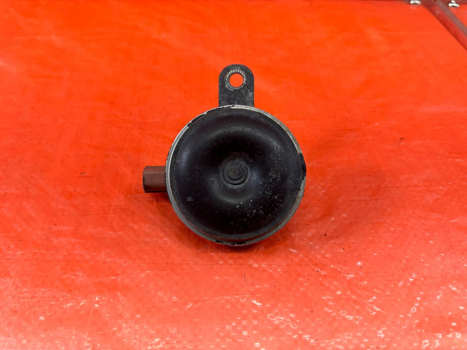00 05 HONDA S2000   LOW NOTE HORN ASSEMBY   OEM FACTORY #1985