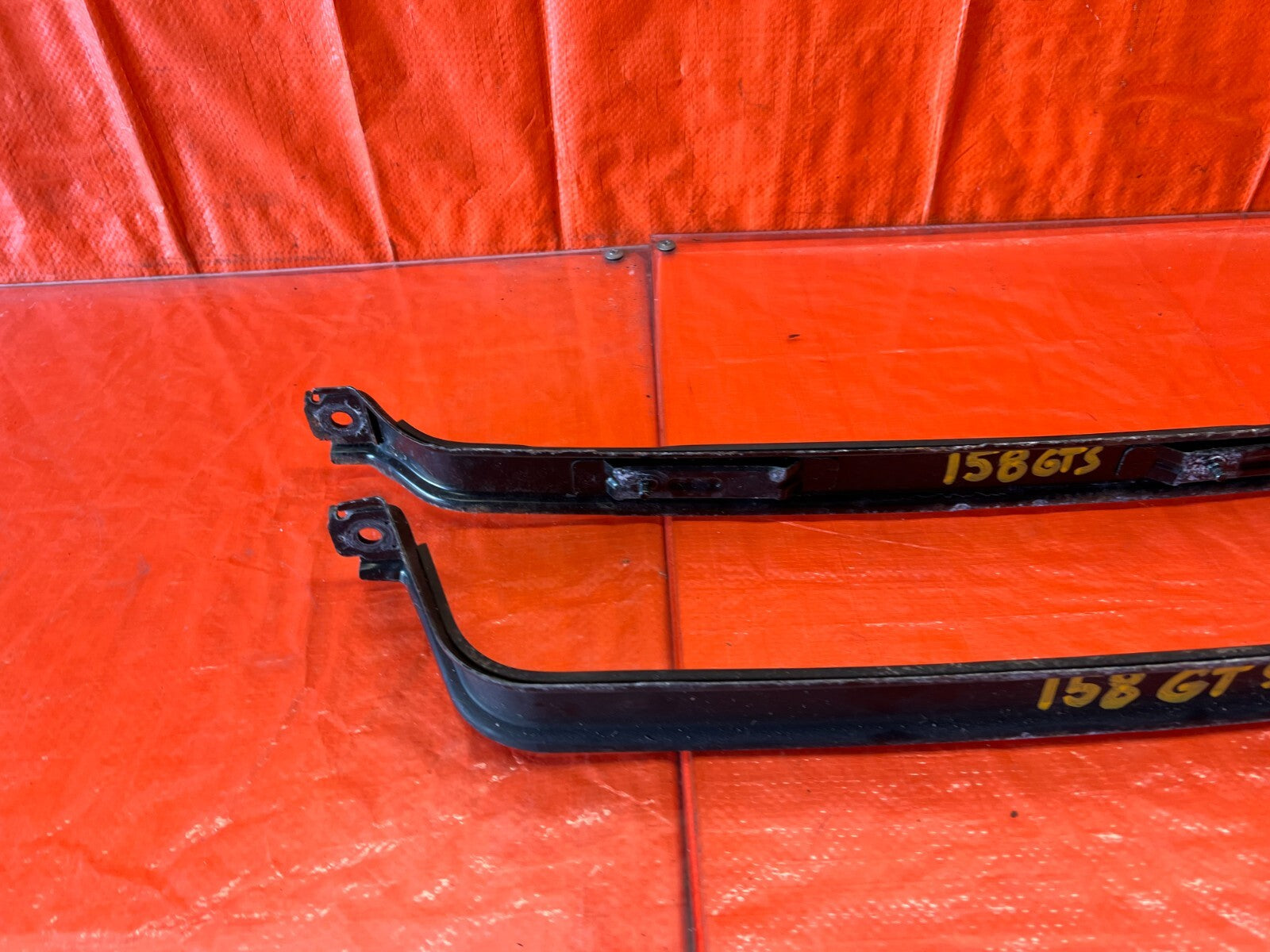 09 10 ACURA TSX   GAS GASOLINE FUEL TANK MOUNTING STRAPS BAND SET   OEM #1586