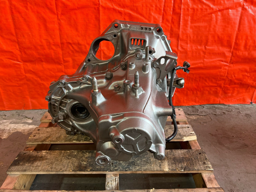 99 00 HONDA CIVIC SI   B16 MANUAL 5 SPEED TRANSMISSION   REBUILT   B18 B20 GSR5