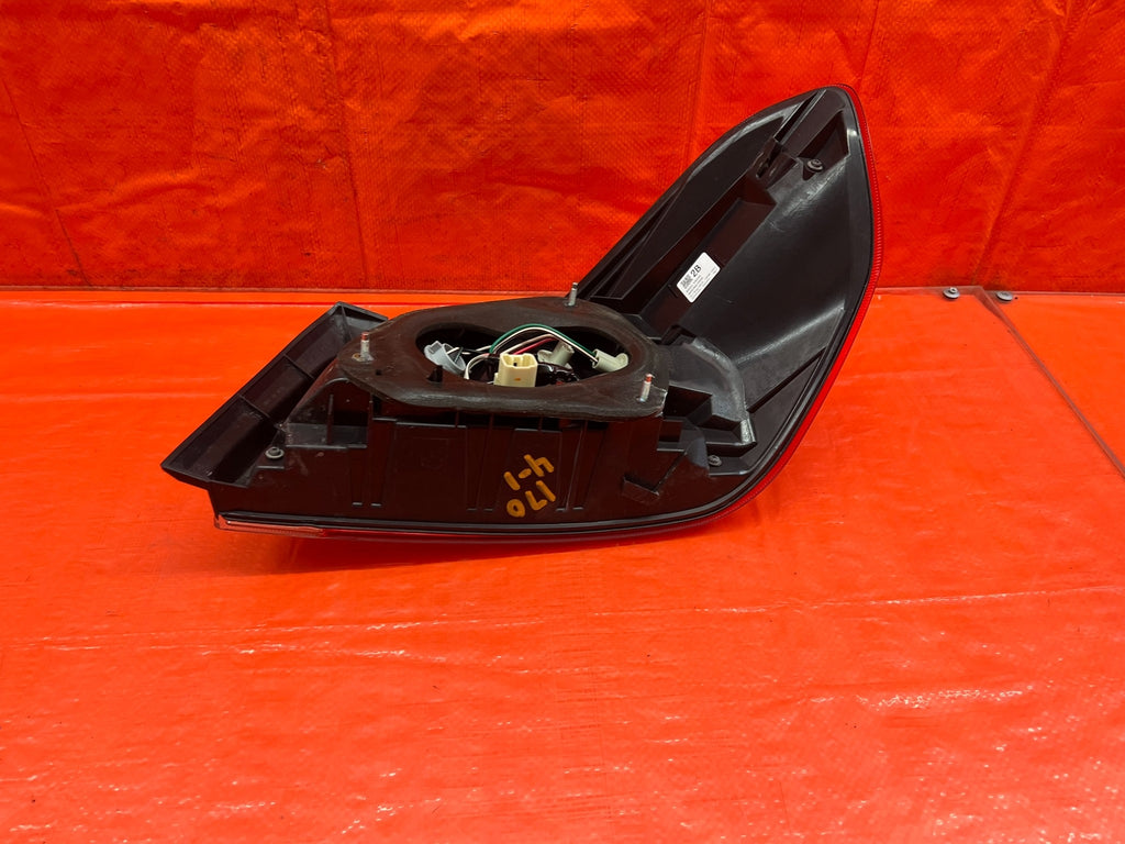 15 21 SUBARU WRX & STI   DRIVER LEFT   TAIL LIGHT LAMP   OEM FACTORY #17012