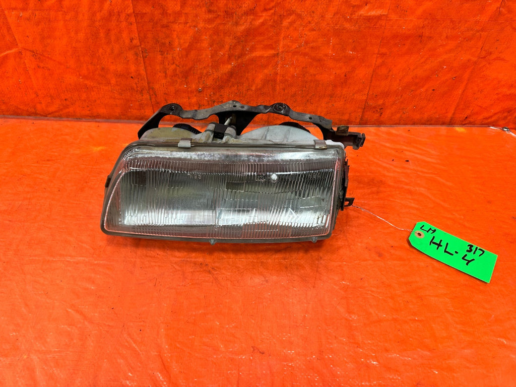 90 91 HONDA CIVIC HATCHBACK   DRIVER LEFT HEADLIGHT HEADLAMP   OEM 3170