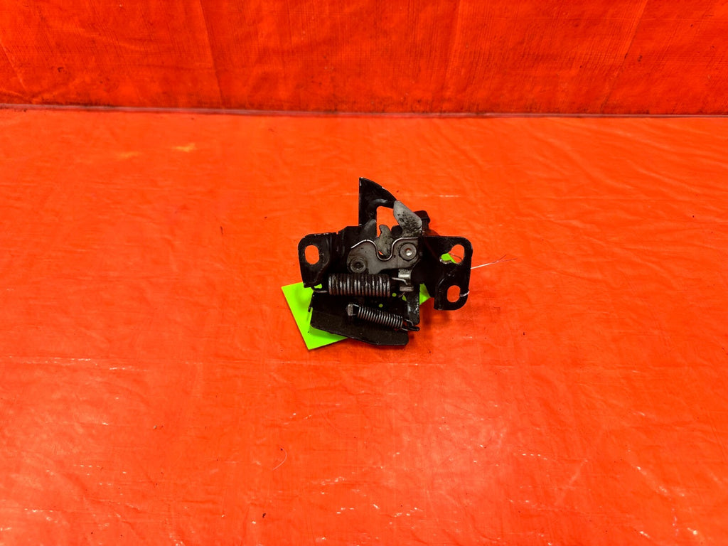 06 11 HONDA CIVIC SI COUPE & SEDAN HOOD BONNETT LATCH LOCKING MECHANISM OEM #2824