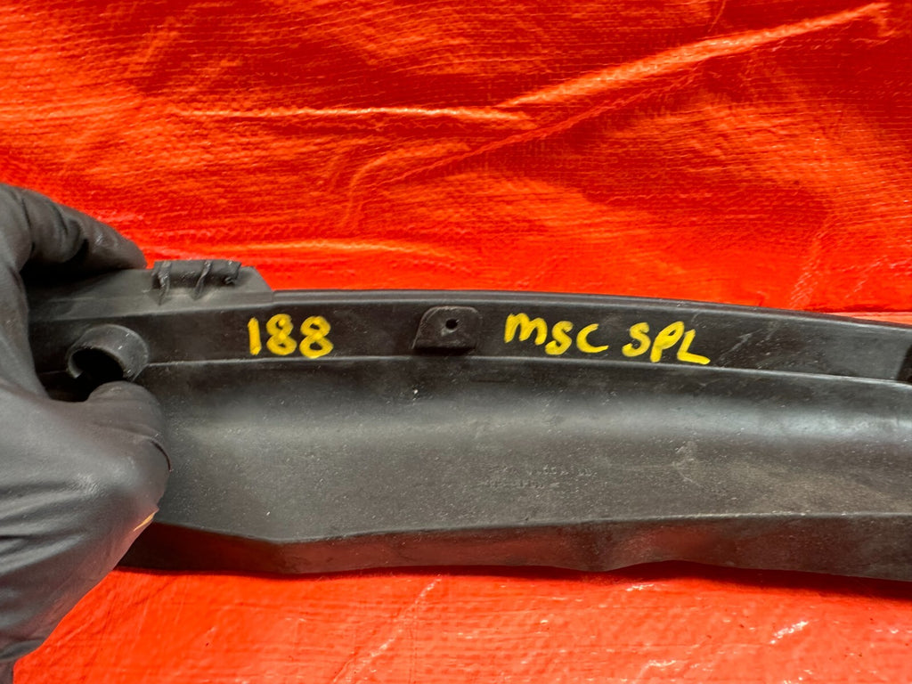 08 15 INFINITI G37 & Q60 COUPE DRIVER LEFT FRONT   FENDER SEAL TRIM GASKET #18811