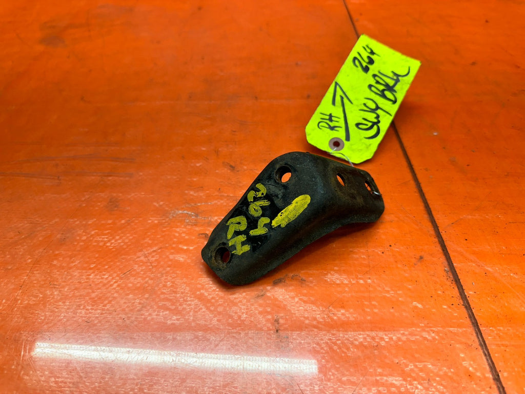 06 11 HONDA CIVIC SI REAR RIGHT PASS SIDE SWAY BAR BRACKET #264 OEM FACTORY6