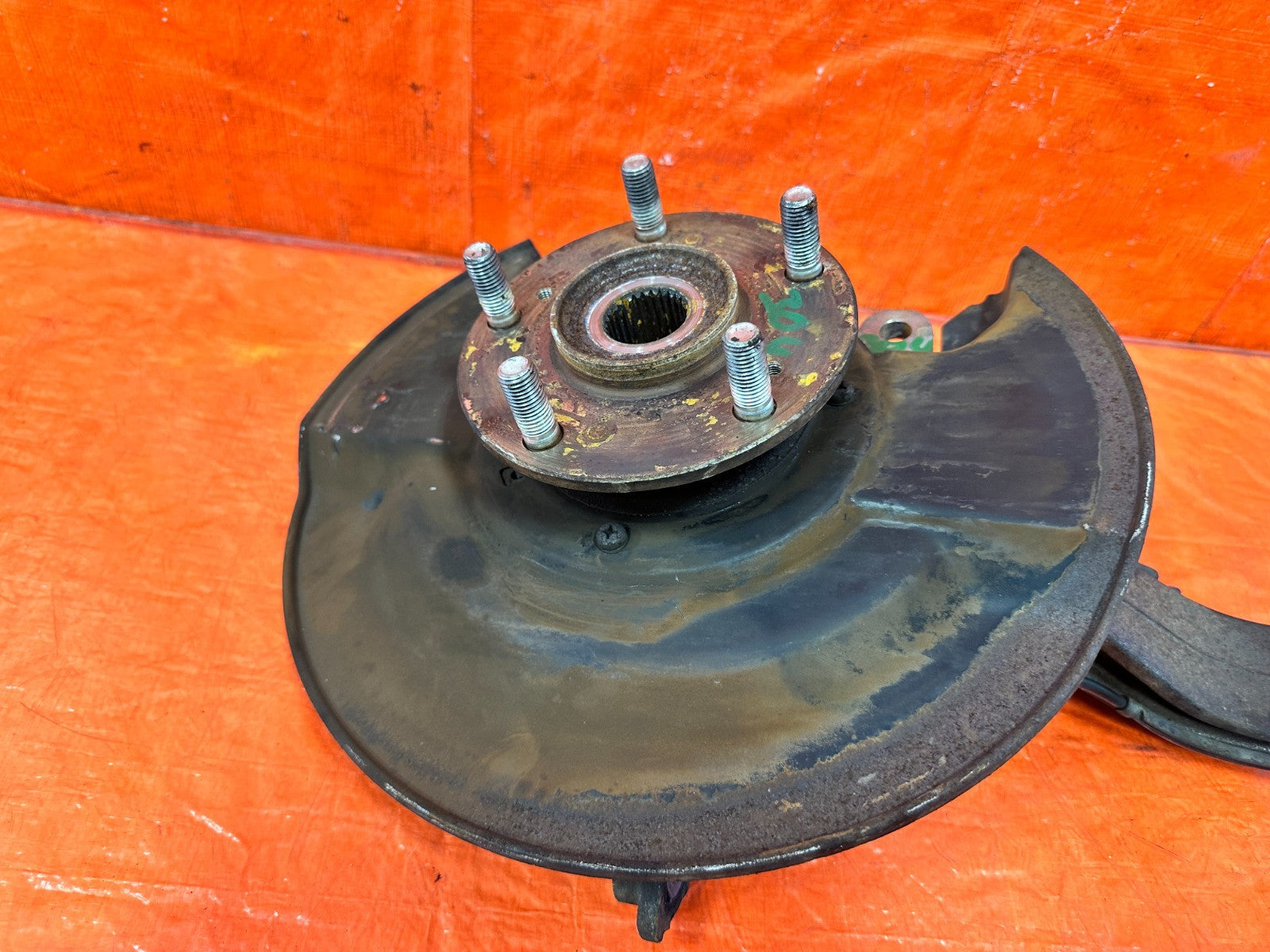 04 08 ACURA TSX   DRIVER LEFT FRONT SPINDLE KNUCKLE HUB   OEM FACTORY #3046