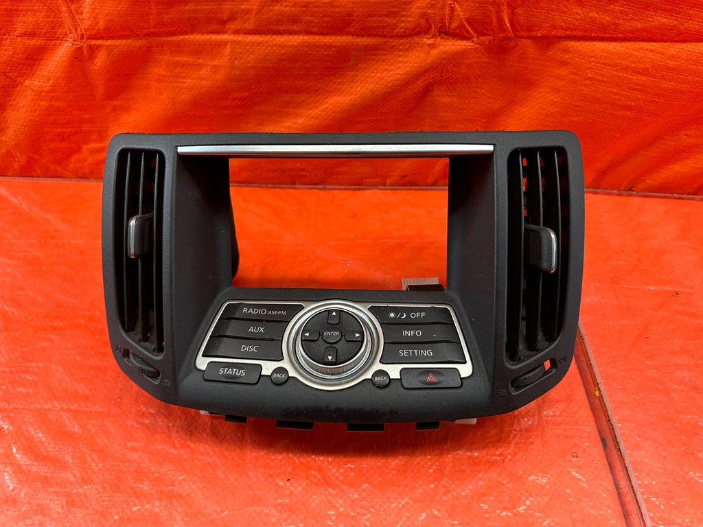 08 15 INFINITI G37 & Q60    2D COUPE   RADIO STEREO CONTROL BEZEL   NON NAVI 2070