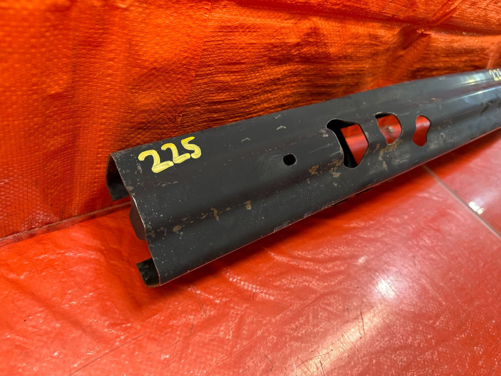 04 09 HONDA S2000 REAR CRASH BEAM REINFORCEMENT RE BAR W ENERGY ABSORBER OEM 2257