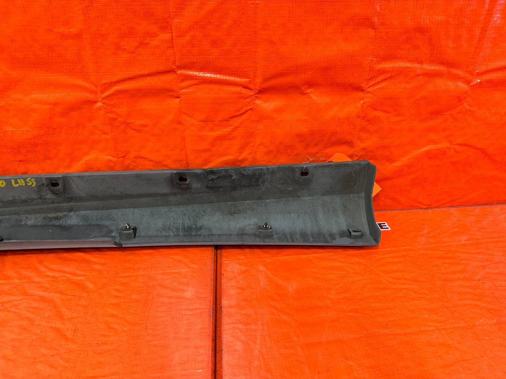 00 05 TOYOTA CELICA   SIDE SKIRT ROCKER MOLDING TRIM LEFT SIDE NON TRD   OEM 25015
