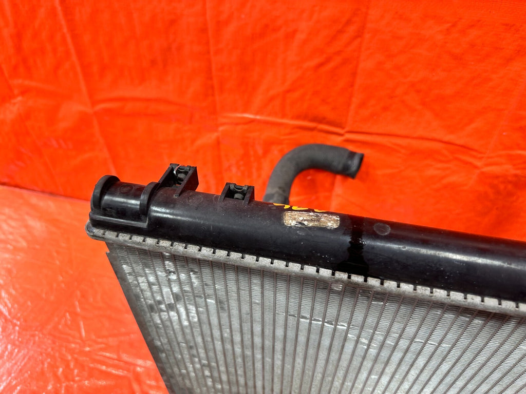 92 96 LEXUS SC300   MANUAL TRANSMISSION ONLY   RADIATOR W/ FANS   OEM #2763