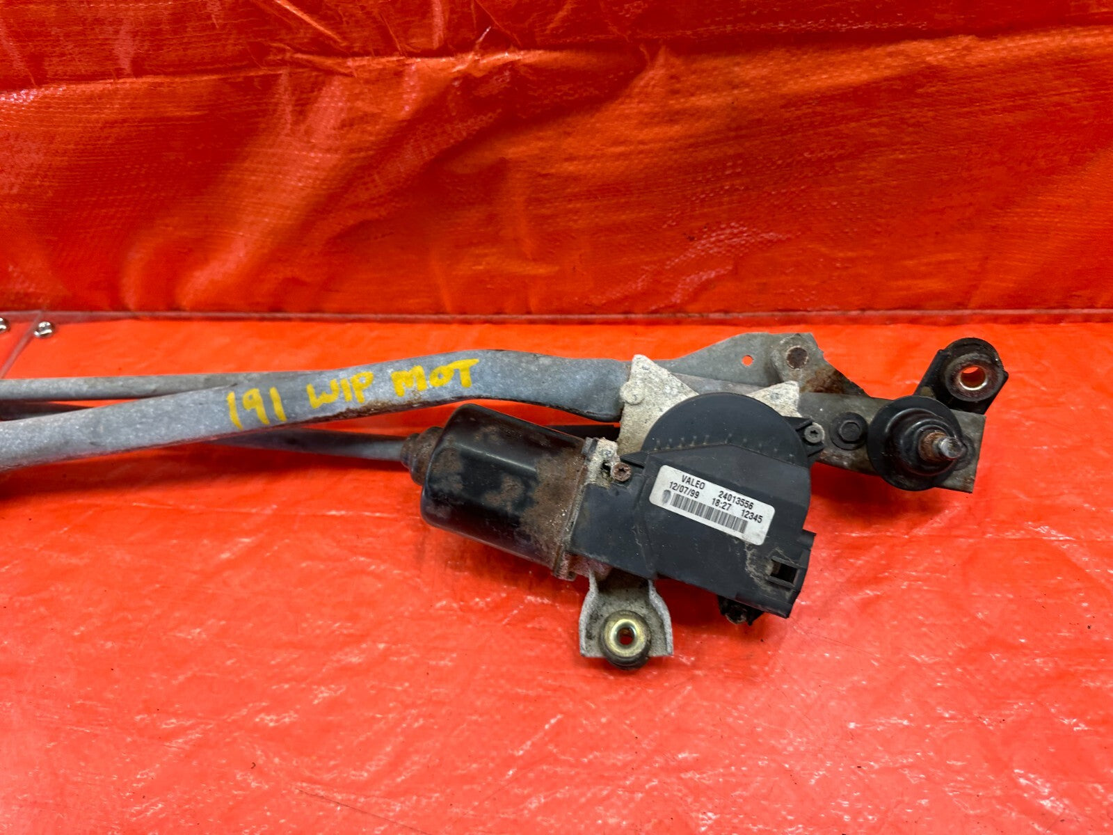 96 00 HONDA CIVIC   WINDSHIELD WIPER MOTOR AND WIPER LINKAGE COMBO   OEM #1914
