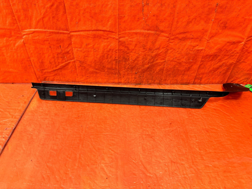90-91 HONDA CIVIC HATCHBACK - DRIVER LEFT FLOOR PILLAR SCUFF PLATE - OEM 3173