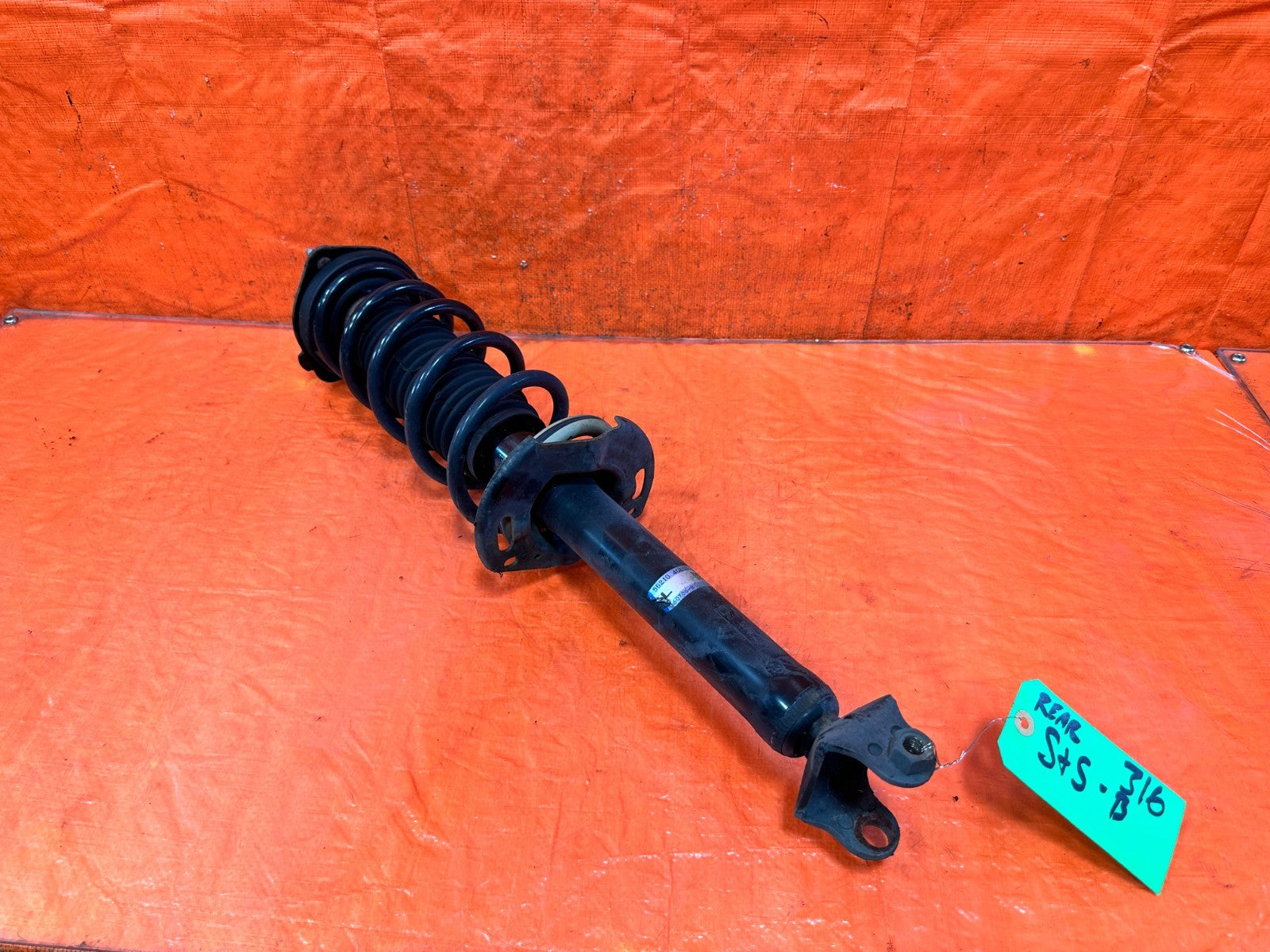 16 24 INFINITI Q50   3.0L   AWD   LEFT OR RIGHT REAR SHOCK AND SPRING OEM 316 10