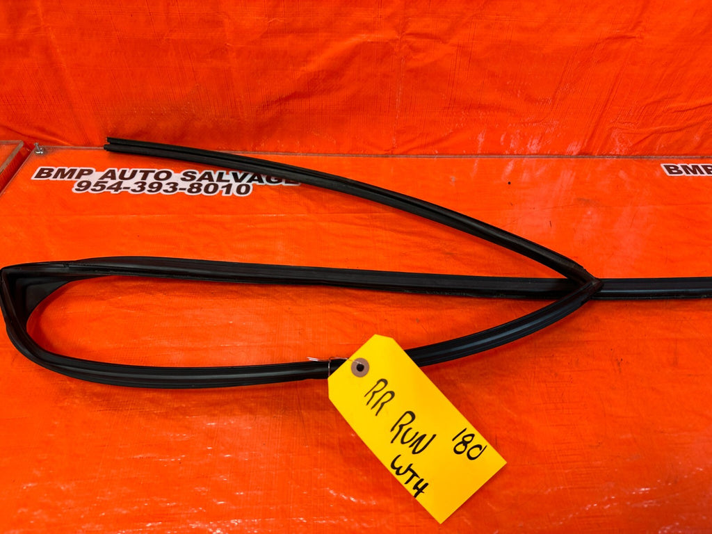 15 21 SUBARU WRX & STI PASSENGER RIGHT REAR WINDOW GLASS RUN CHANNEL   OEM #1807