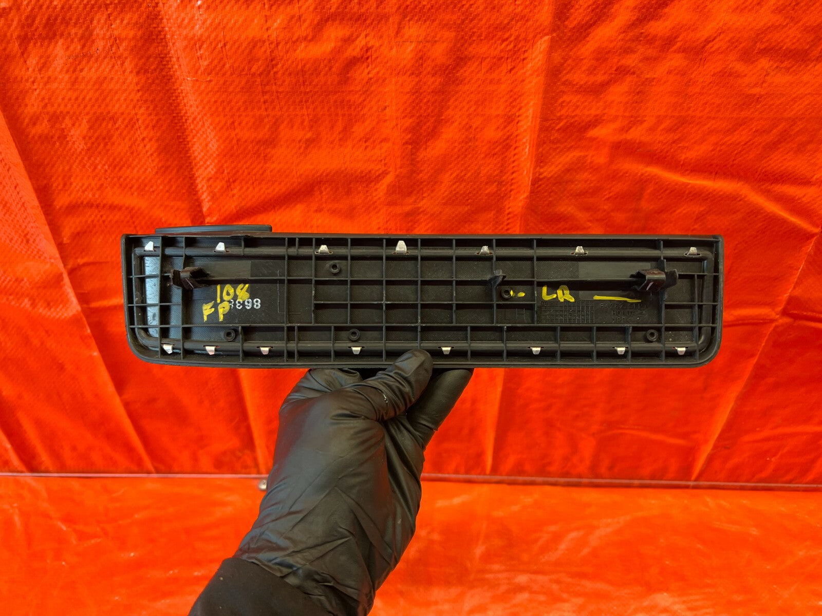 04 06 ACURA TL  FLOOR PILLAR SCUFF PLATE   DRIVER LEFT REAR SIDE   OEM #1087