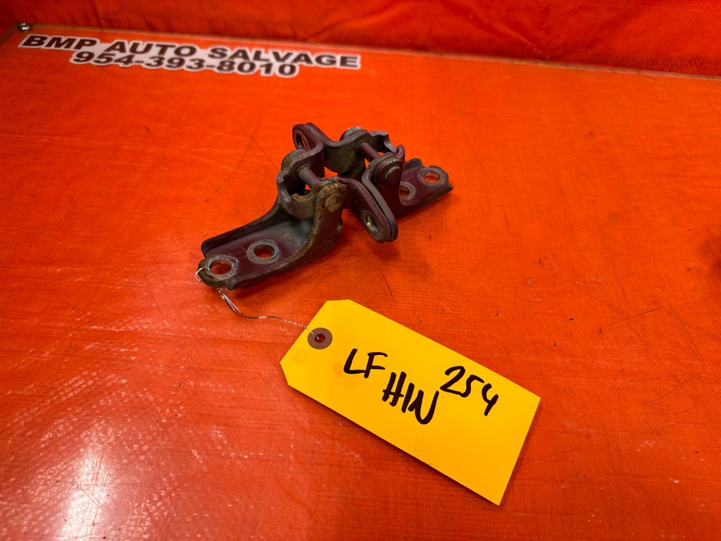 02 06 ACURA RSX   DRIVER LEFT FRONT DOOR HINGE SET UPPER LOWER   OEM #2540