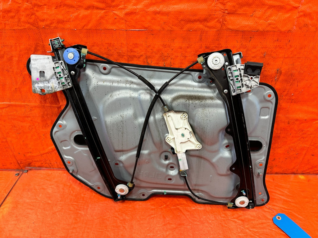 2009 2015 INFINITI Q60 G37 CONVERTIBLE RH PASSENGER WINDOW REGULATOR OEM 3295