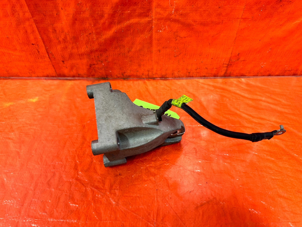 13 16 HYUNDAI GENESIS COUPE 3.8L   PASSENGER RIGHT   ALUMINUM ENGINE BRACKET 2992