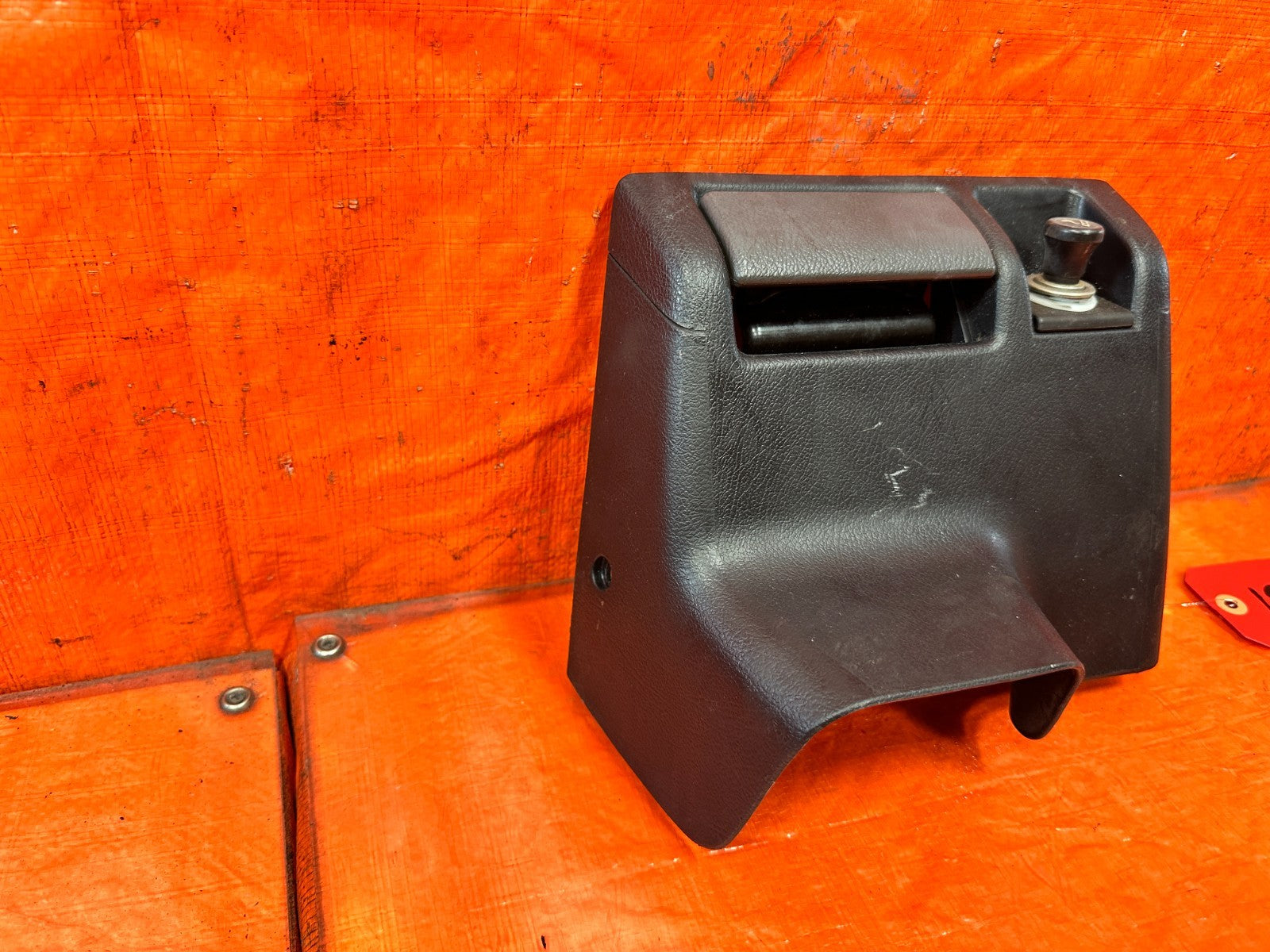 90 91 HONDA CIVIC HATCH   DASHBOARD 12V 12 VOLT CENTER STORAGE CONSOLE OEM 3256
