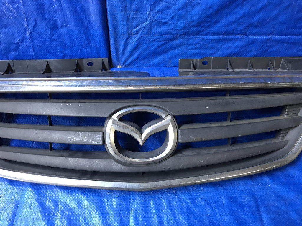 OEM 2000 2001 00 01 MAZDA MPV FRONT GRILLE LC62507122