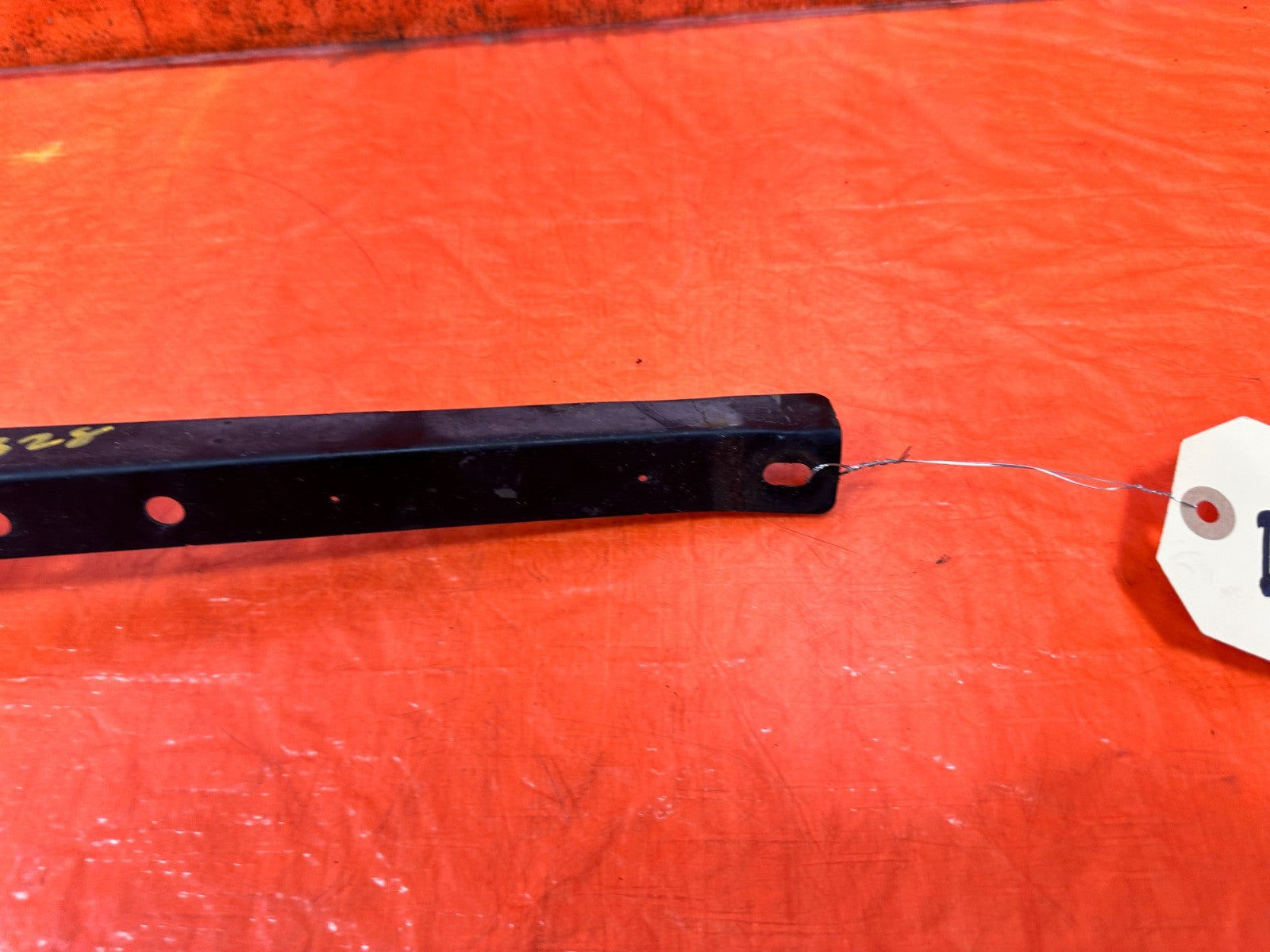 2008 2015 INFINITI G37 Q60 RADIATOR SUPPORT UPPER MOUNT BRACKET OEM 3284