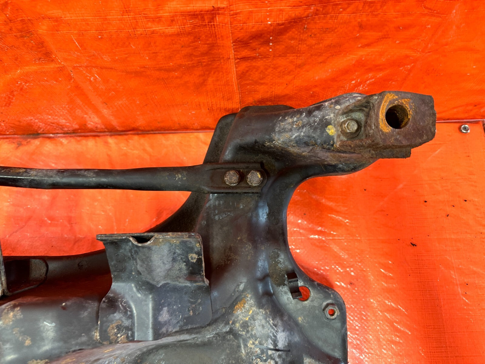 94 97 HONDA DEL SOL   MANUAL RACK   FRONT SUBFRAME CROSSMEMBER K FRAME OEM   2943