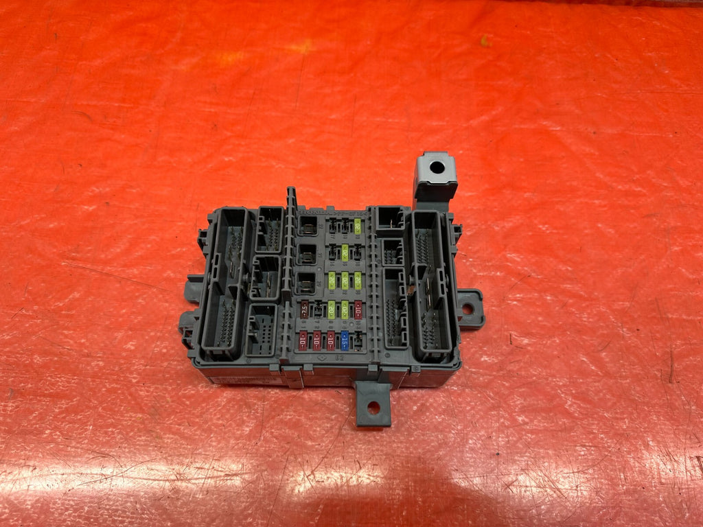 09 10 ACURA TSX 6 SPEED   INTERIOR CABIN UNDER DASH FUSE BOX PANEL   RIGHT SIDE0