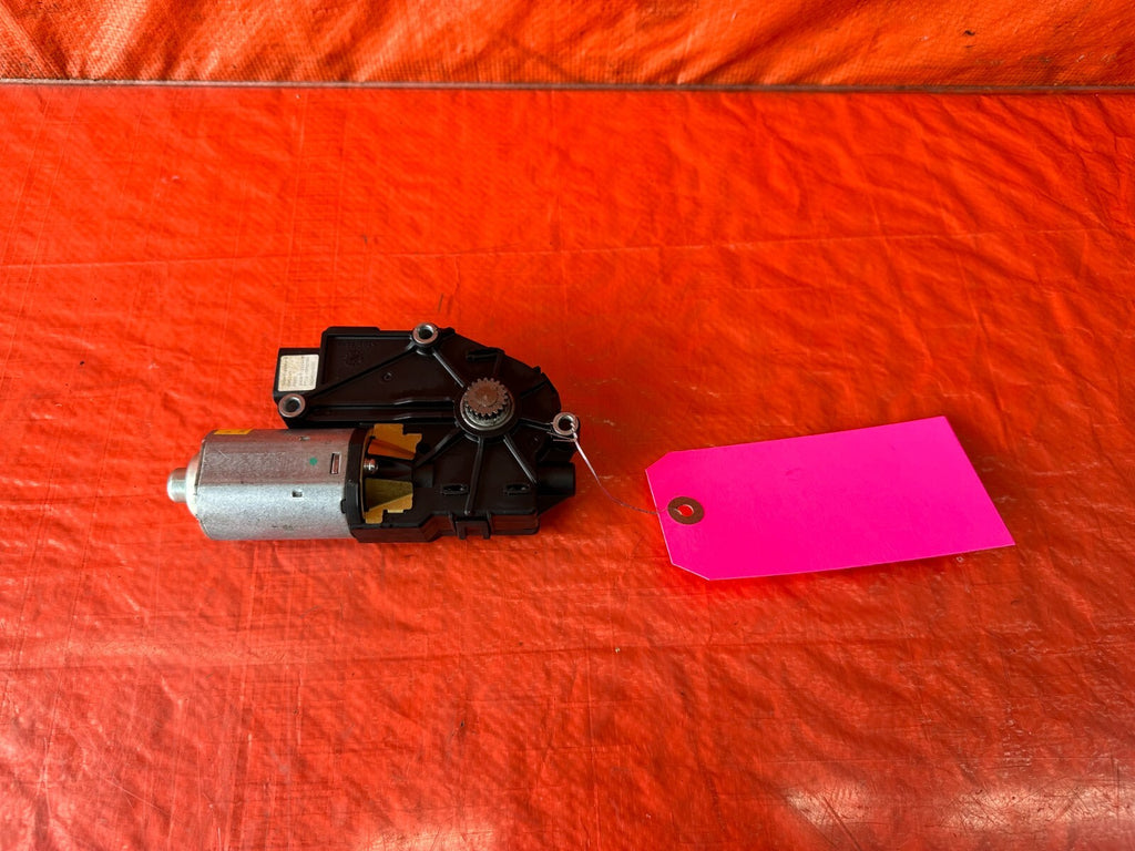 04 08 ACURA TL   SUNROOF MOONROOF SLIDING ROOF MOTOR   OEM FACTORY OE #2345