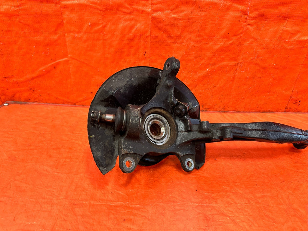 94 01 ACURA INTEGRA DRIVER LEFT FRONT SPINDLE KNUCKLE HUB & LOWER CONTROL ARM 0919