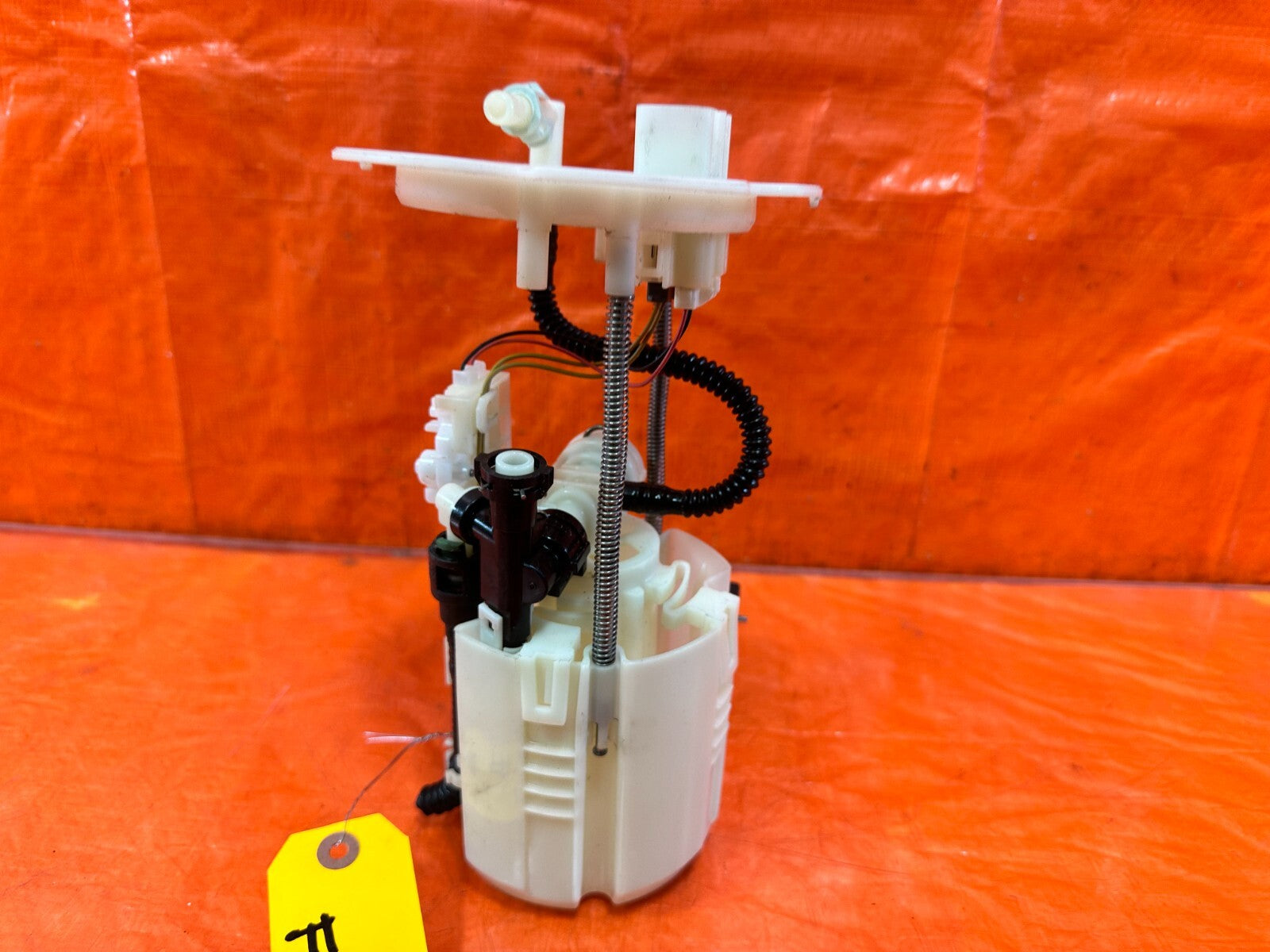 16 20 INFINITI Q50 & Q60 GASOLINE GAS FUEL PUMP SENDING UNIT W/ HOUSING OEM #2896