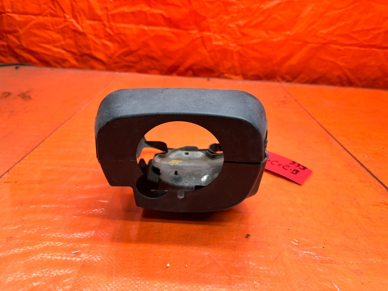 92 95 HONDA CIVIC EX 1.6L   STEERING WHEEL COLUMN PLASTIC COVER TRIM   OEM #3330