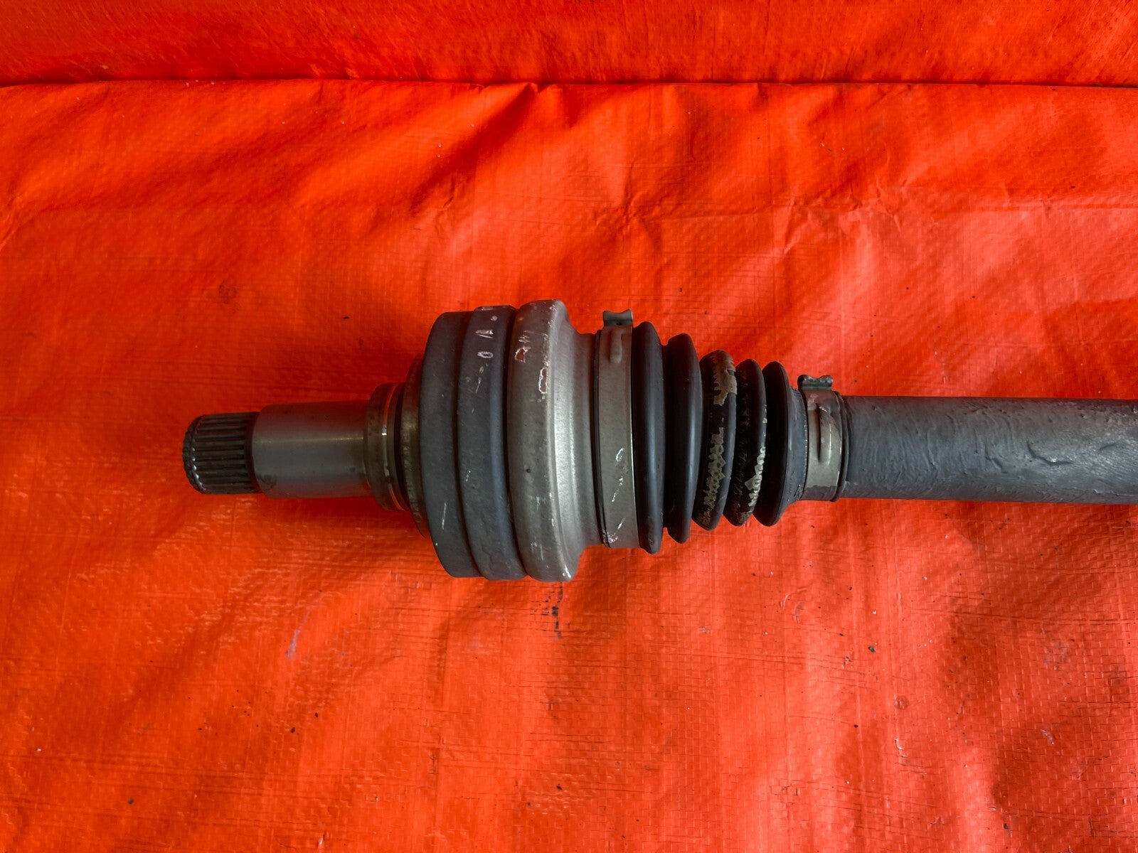 15 17 MERCEDES BENZ C300   4MATIC   PASSENGER RIGHT REAR AXLE DRIVE SHAFT   OEM6