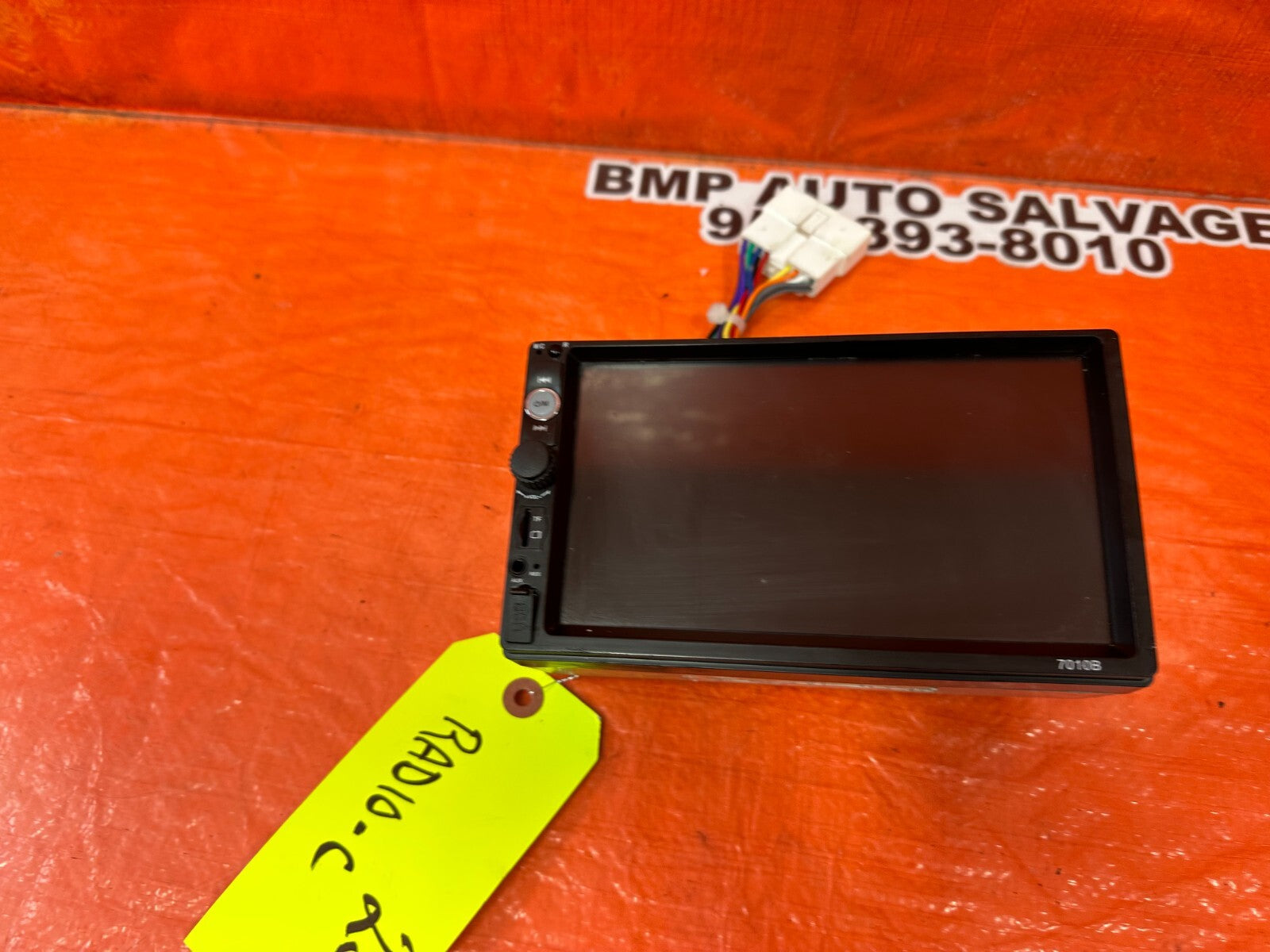 94 01 ACURA INTEGRA   7010B RADIO   #2535
