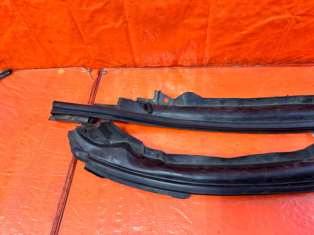 08 15 INFINITI G37 Q60 COUPE LEFT RIGHT FENDER TRIM MOLDINGS SET #3299