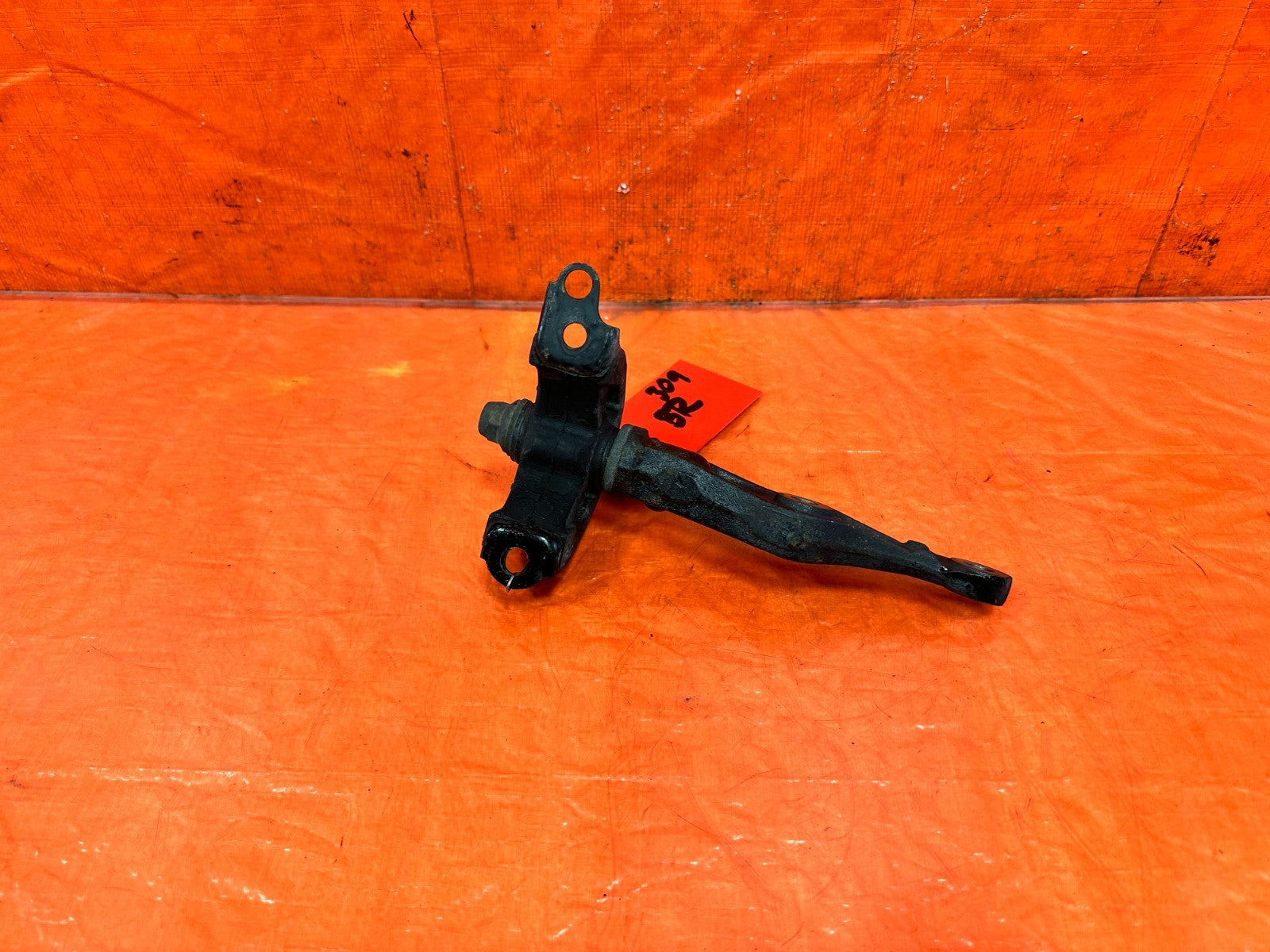 96 01 ACURA INTEGRA   AUTOMATIC LOWER TRANSMISSION TORQUE MOUNT BRACKET OEM #3092