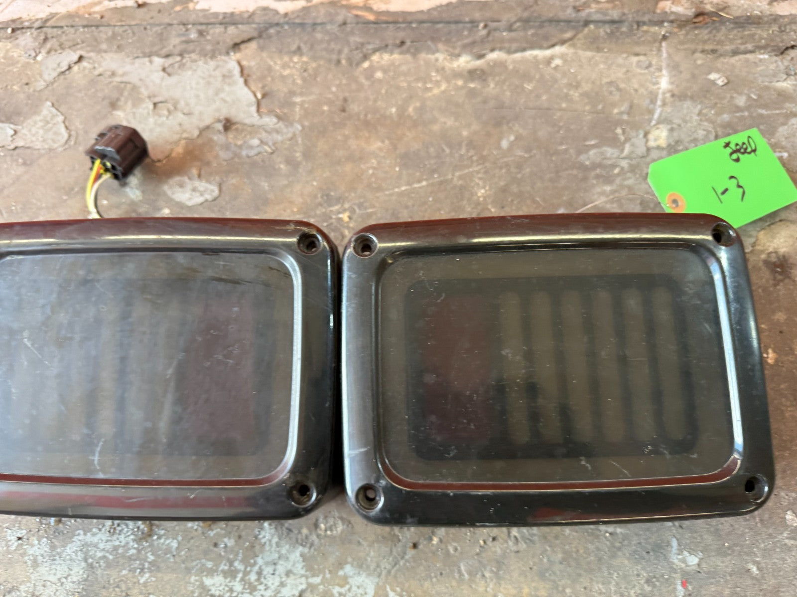 07 18 JEEP WRANGLER   UNKNOWN BRAND   BLACKED OUT LED TAIL LIGHTS LAMPS   SMOKED3