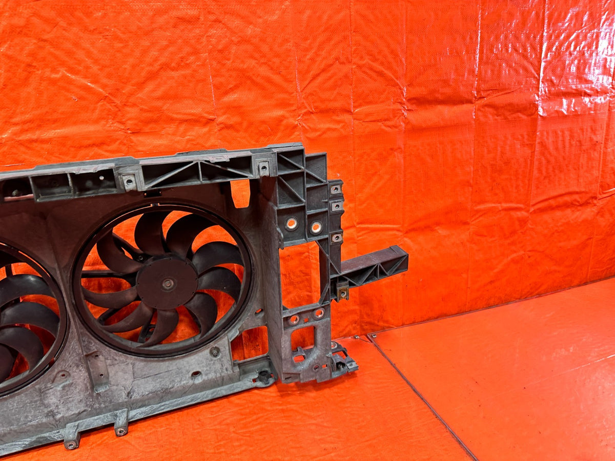 08-15 INFINITI G37 COUPE & - PLASTIC FRONT RADIAOTR SUPPORT W/ FANS - OEM 31112