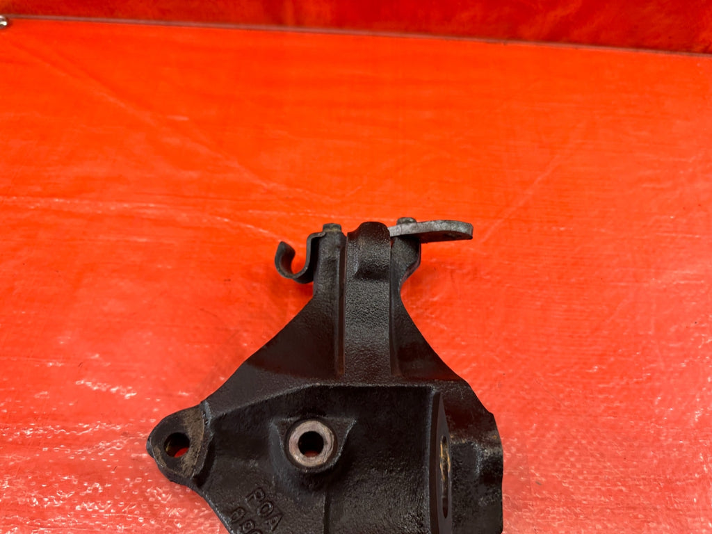 95 98 HONDA ODYSSEY   POWER STEERING BRACKET   OEM FACTORY #1937